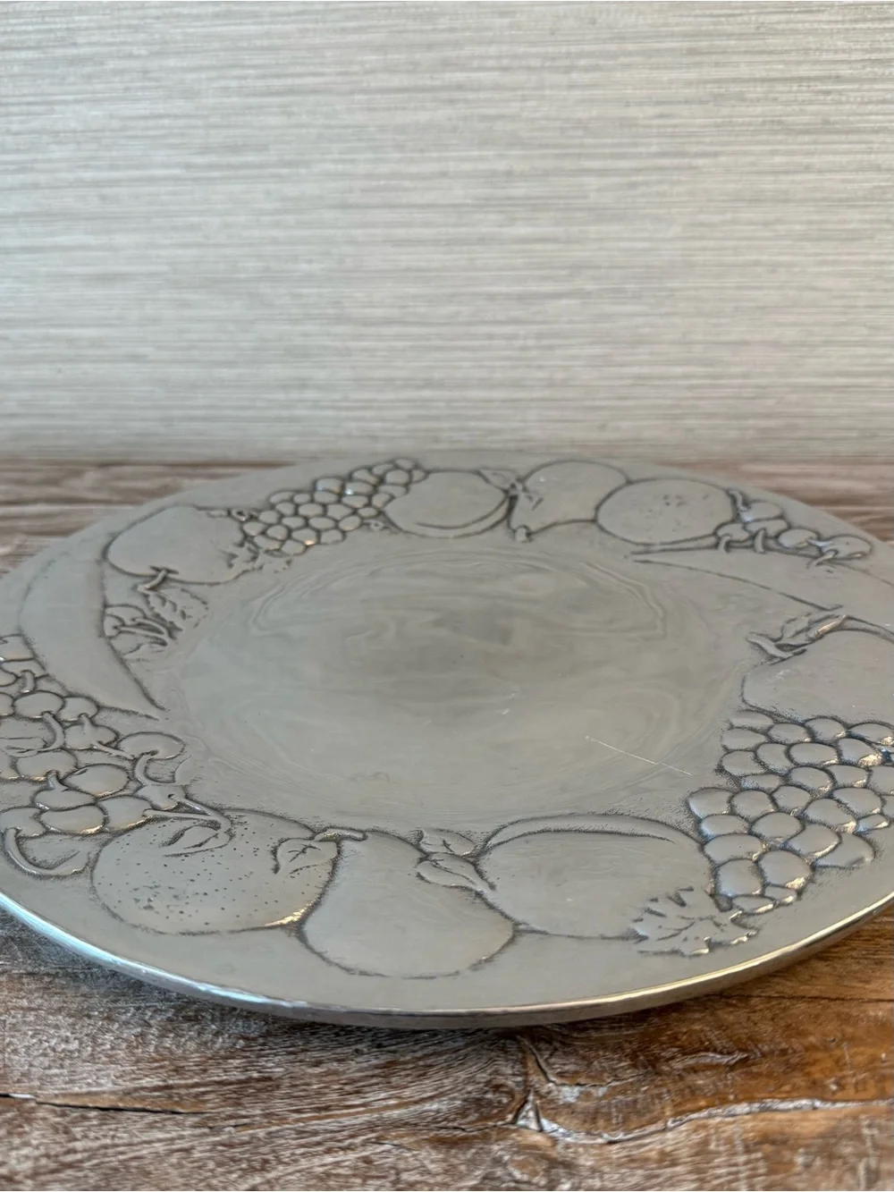 Wilton Armetale Fruit Medley Round Serving Platter 13.5” Handcrafted in the USA
